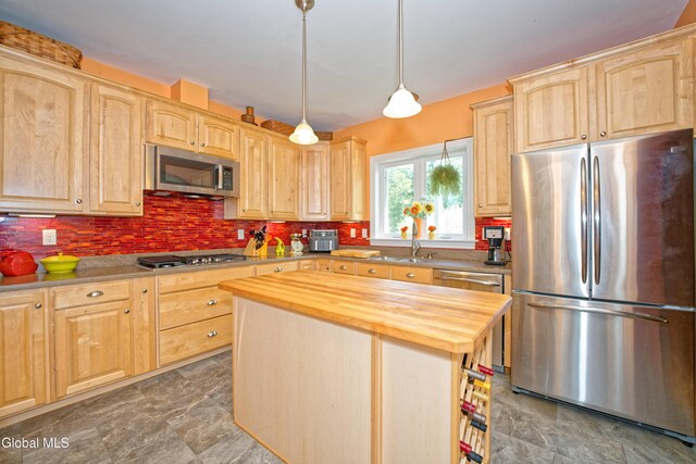 672 Lakeview Rd, Broadalbin, NY 12025 - photo 34