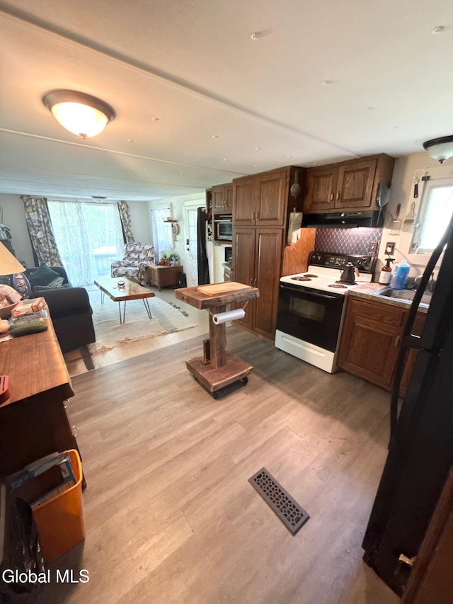 90 Library Ave, Warrensburg, NY 12885 - photo 15