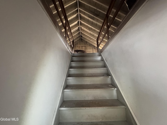 261 Altamont Ave, Schenectady, NY 12304 - view of stairs