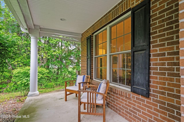6004 Queen Mary Ct, Schenectady, NY 12303 - photo 3