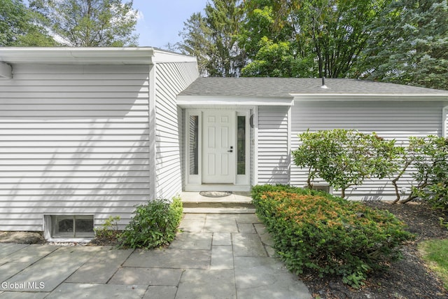 8 Loudonwood E, Colonie, NY 12211 - photo 2