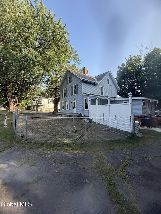 725 Snyders Corners Rd, Poestenkill, NY 12140 - photo 2