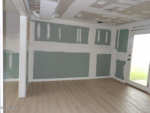 22 Oneil St, Troy, NY 12180 - photo 20