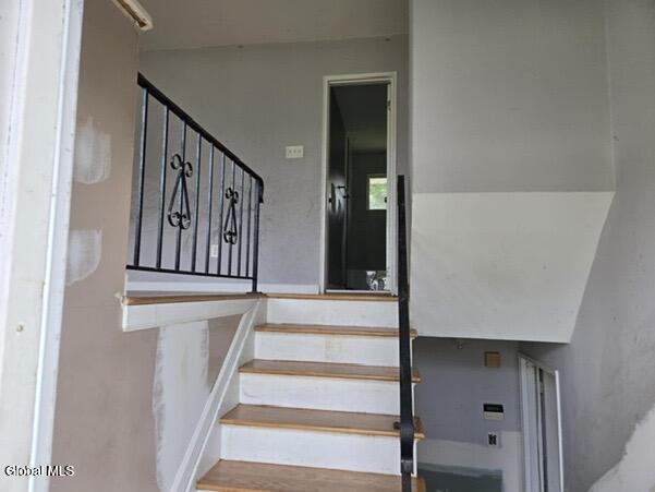 22 Oneil St, Troy, NY 12180 - photo 10