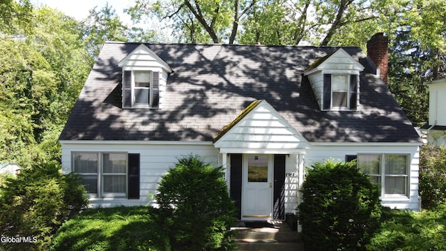 1128 Hedgewood Ln, Niskayuna, NY 12309 - photo 1