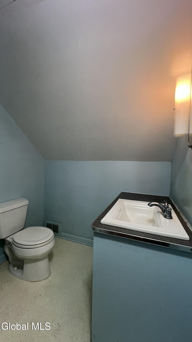 1128 Hedgewood Ln, Niskayuna, NY 12309 - photo 35