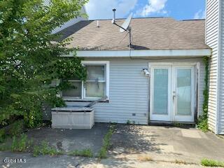 7 Sandra Ln, East Greenbush, NY 12144 - photo 2