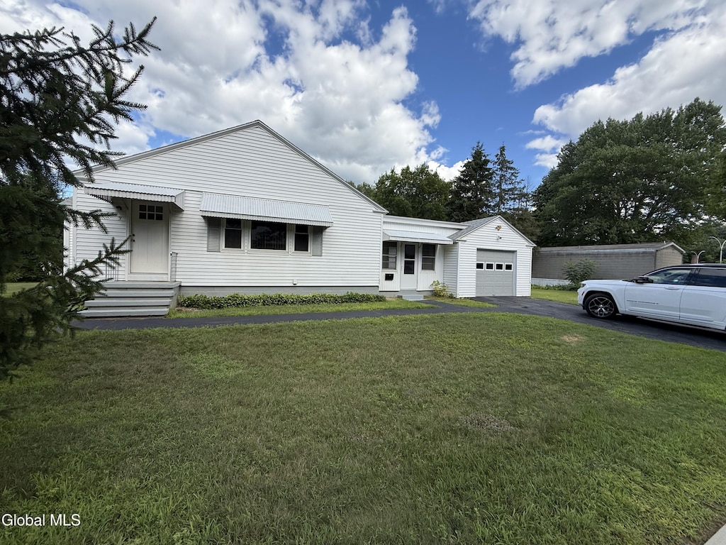 3 Smith Dr, Corinth, NY 12822 - photo 1