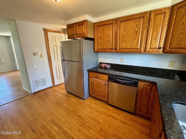 118 S Williams St, Whitehall, NY 12887 - photo 8