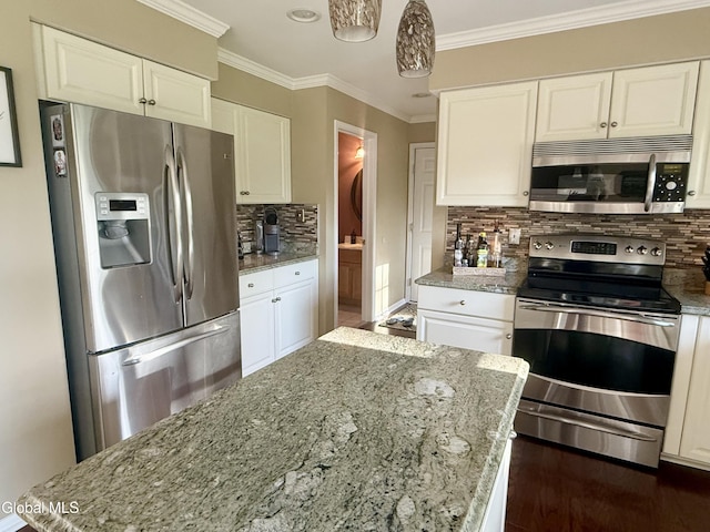 35 Ivywood Dr, Bethlehem, NY 12158 - photo 5