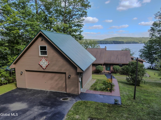 138 Maplewood Dr, Gloversville, NY 12078 - photo 1