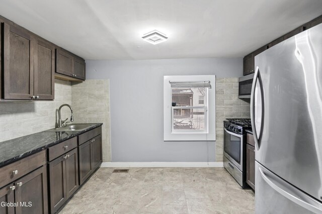 24 Academy St, Rensselaer, NY 12144 - photo 6