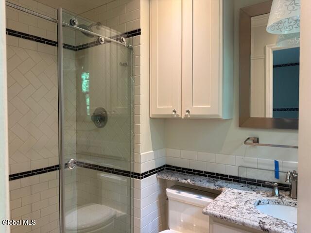 837 Worcester Dr, Niskayuna, NY 12309 - photo 40