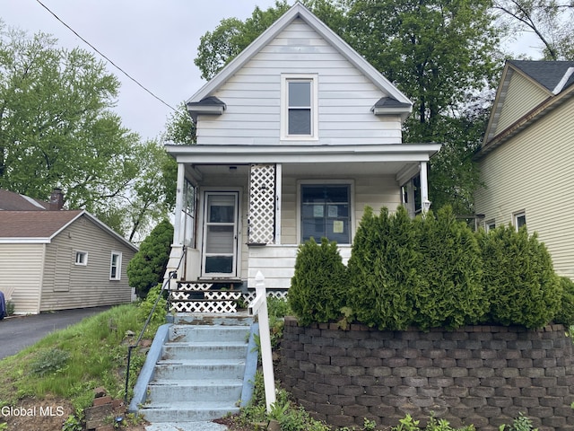 20 Henry St, Schenectady, NY 12304 - photo 1