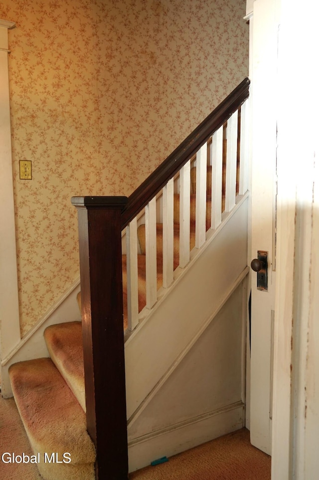808 Lancaster St, Albany, NY 12203 - photo 23