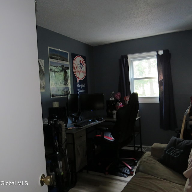 455 Chiswell Rd, Schenectady, NY 12304 - photo 21