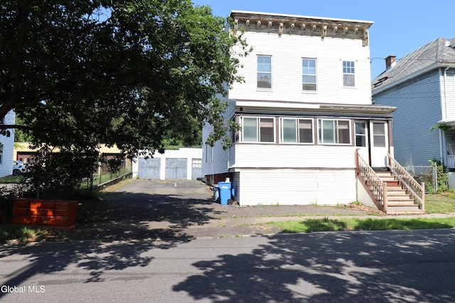 530 N Pearl St, Albany, NY 12204 - photo 32