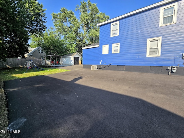 561 Clarendon St, Schenectady, NY 12308 - photo 33