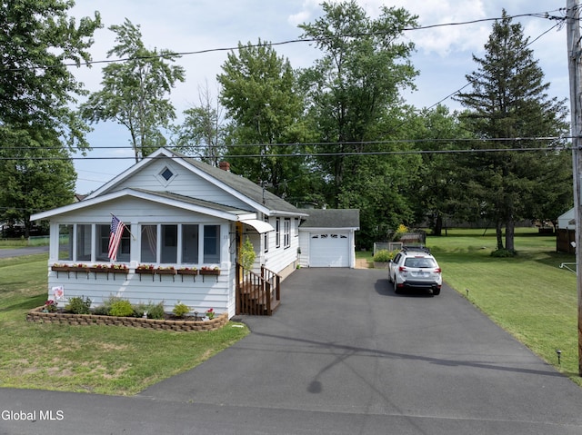 33 Clinton St, East Greenbush, NY 12144 - photo 2