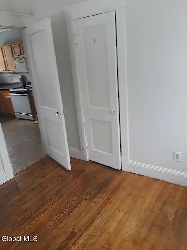 847 Myrtle Ave, Albany, NY 12208 - photo 27