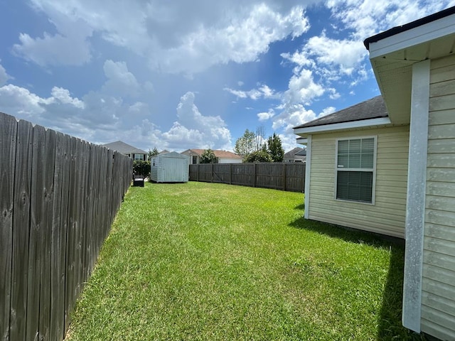 5175 Calvary Cir, Valdosta, GA 31605 - fenced backyard featuring a storage shed