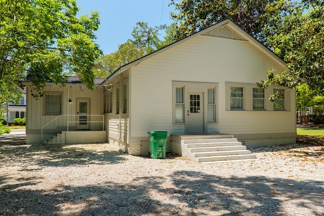 1611 N Patterson St, Valdosta, GA 31602 - view of front of property with board and batten siding