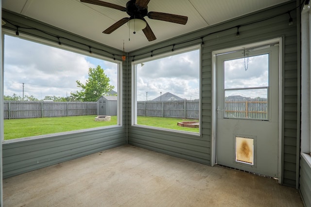 3982 Karaline Cir, Valdosta, GA 31605 - unfurnished sunroom with a ceiling fan