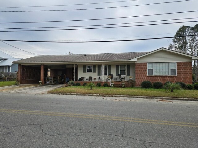 102 Avera Ave, Nashville, GA 31639 - photo 1