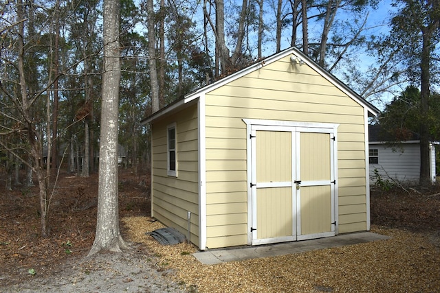 view of outbuilding