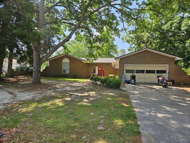 602 Gloria St, Adel, GA 31620 - photo 1