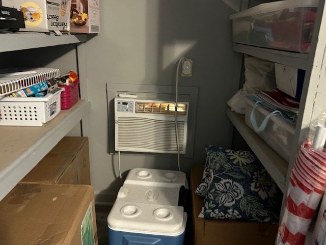 storage area featuring washer / dryer