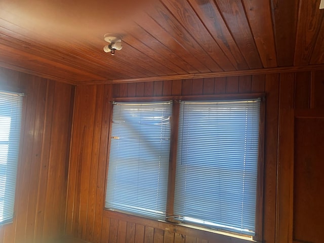 details featuring wood ceiling