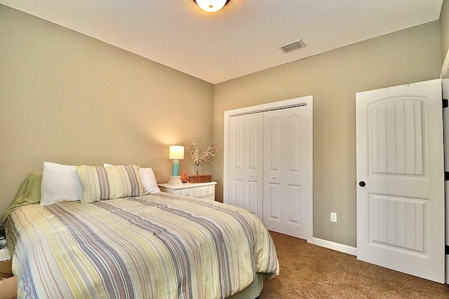 3342 Norton Pl, Valdosta, GA 31605 - carpeted bedroom with a closet and baseboards