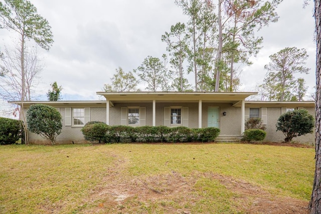 2205 Briarcliff Dr, Valdosta, GA 31602 - single story home featuring a front yard and brick siding