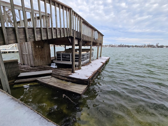 view of dock featuring a water view