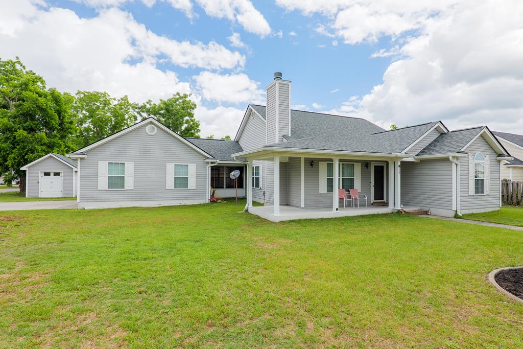 19 Oak St, Ray City, GA 31645 - photo 1