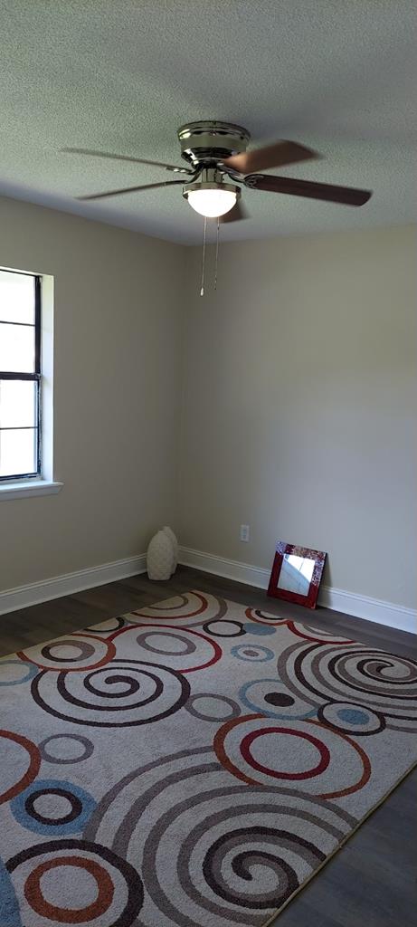 1301 Bethune Dr, Valdosta, GA 31601 - photo 23