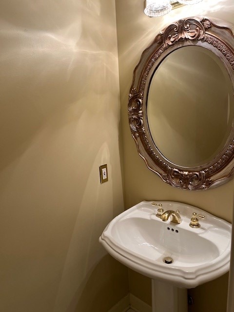 5054 Hammock Trl, Lake Park, GA 31636 - bathroom with a sink