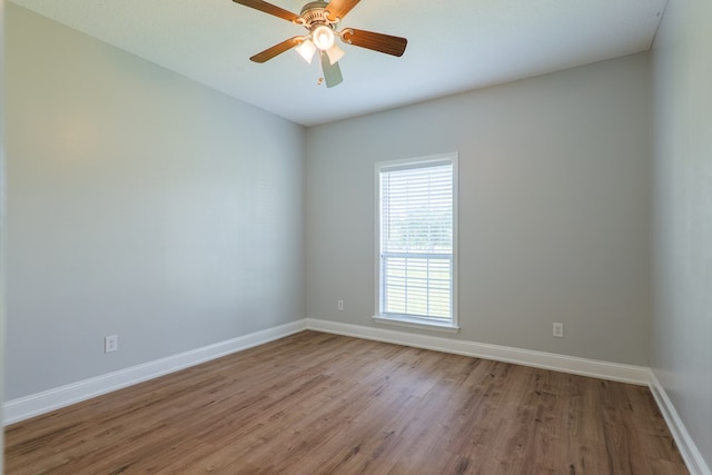 247 Harlee Ln, Ray City, GA 31645 - spare room with wood finished floors and a ceiling fan