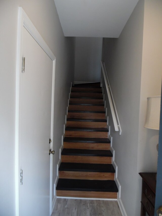 2502B Jerry Jones Dr Unit 3, Valdosta, GA 31602 - staircase with wood finished floors
