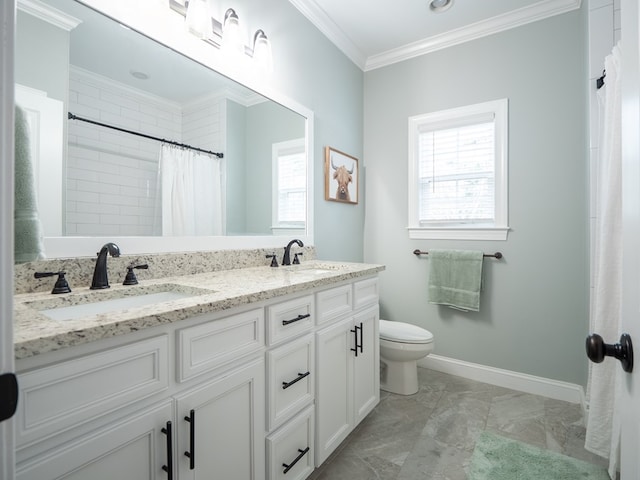 bathroom with a shower with curtain, crown molding, vanity, and toilet