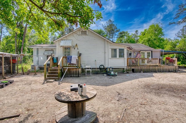505 Myddleton Rd, Valdosta, GA 31601 - back of property featuring crawl space, fence, and a deck