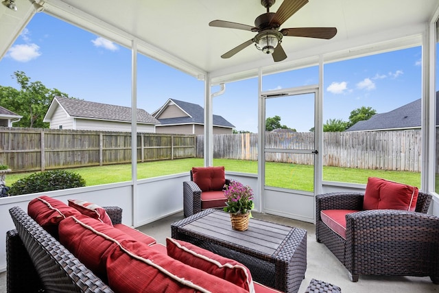 4740 Amelia Cir, Hahira, GA 31632 - sunroom featuring an outdoor hangout area and a ceiling fan