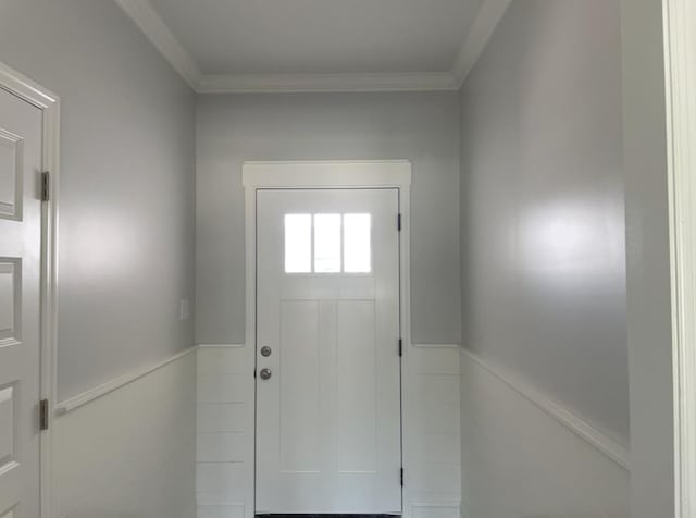3864 Lu Ln, Hahira, GA 31632 - entryway with ornamental molding
