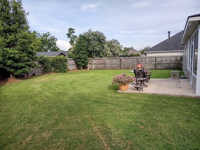 4686 Rudy Way, Hahira, GA 31632 - view of yard featuring a patio