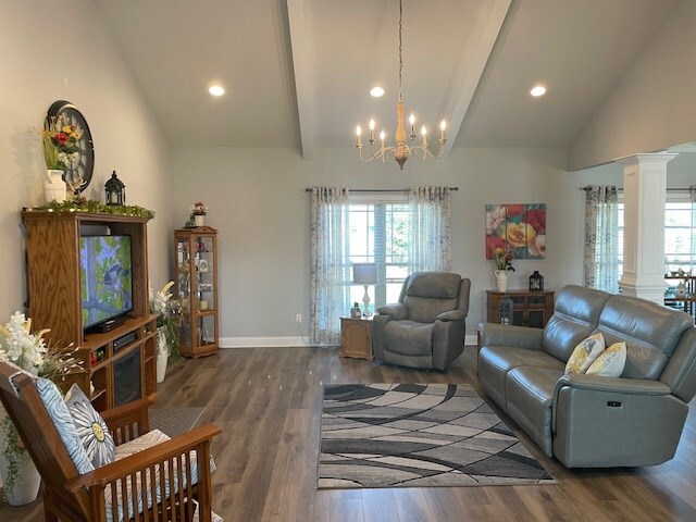 4686 Rudy Way, Hahira, GA 31632 - living area with a chandelier, wood finished floors, baseboards, recessed lighting, and high vaulted ceiling