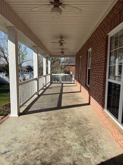 view of patio featuring a ceiling fan and covered porch