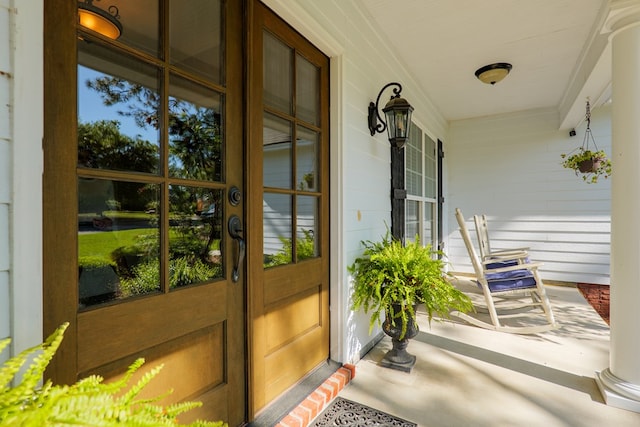 4773 Pawnee Dr, Hahira, GA 31632 - property entrance featuring covered porch