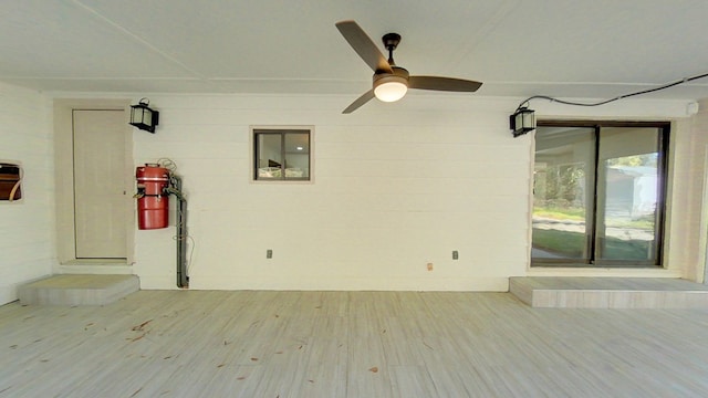 deck featuring ceiling fan