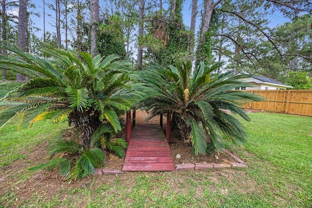 4143 Whithorn Way, Valdosta, GA 31605 - view of yard